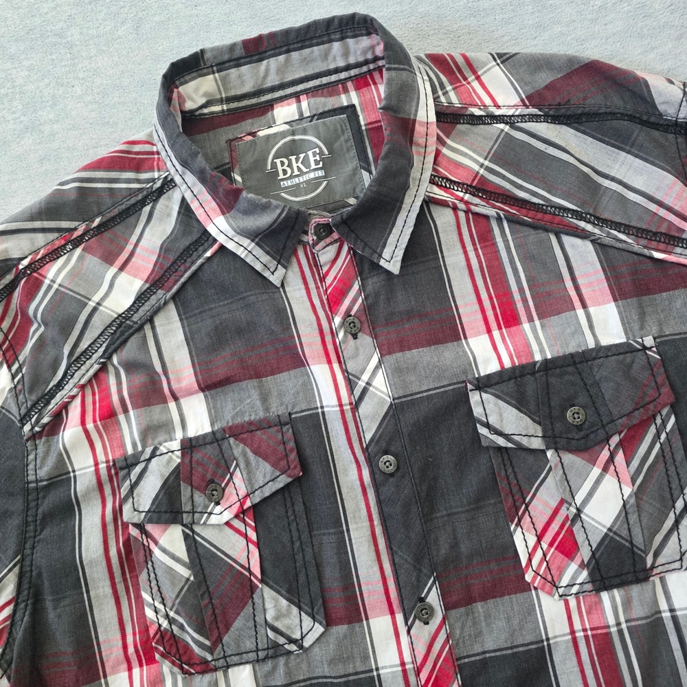 BKE Athletic Fit Mens XL Plaid Long Sleeve Western Button Down Shirt Grey Red